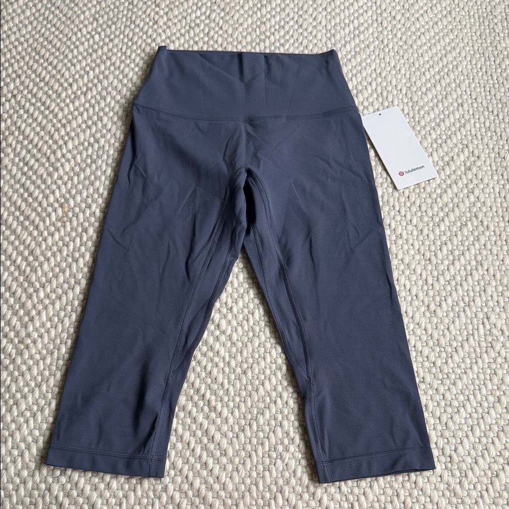 Lululemon align no line HR crop 17” Leggings